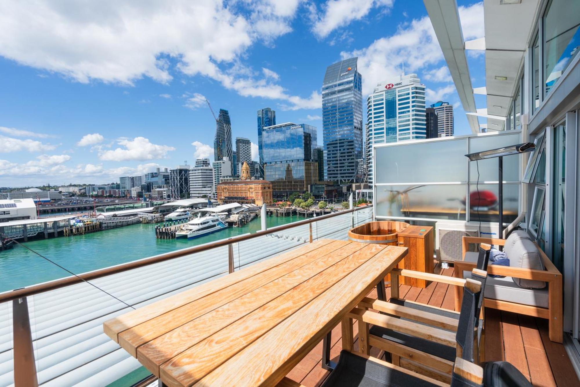 Penthouse Apartment With Stunning Harbour Views Auckland Buitenkant foto